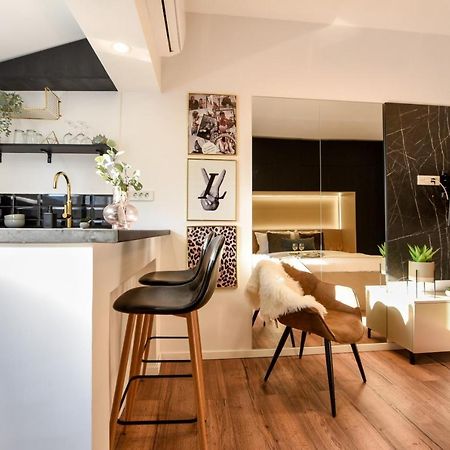 Calea Victoriei Modern Studio - Escape In The City Center Bucarest Extérieur photo