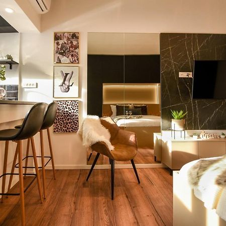 Calea Victoriei Modern Studio - Escape In The City Center Bucarest Extérieur photo