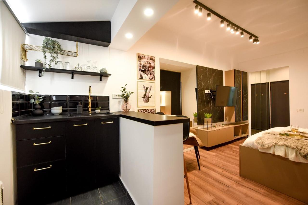 Calea Victoriei Modern Studio - Escape In The City Center Bucarest Extérieur photo