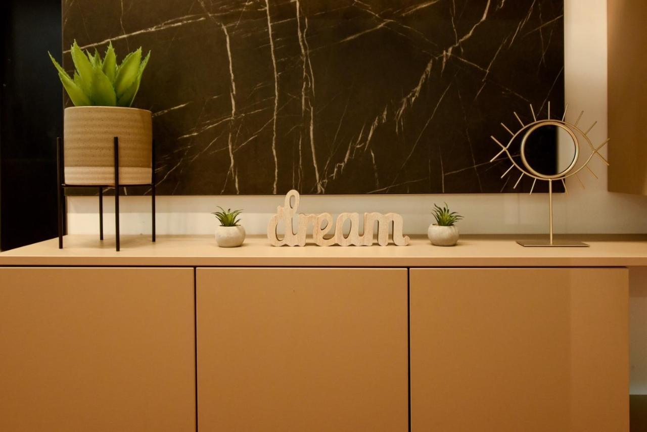 Calea Victoriei Modern Studio - Escape In The City Center Bucarest Extérieur photo