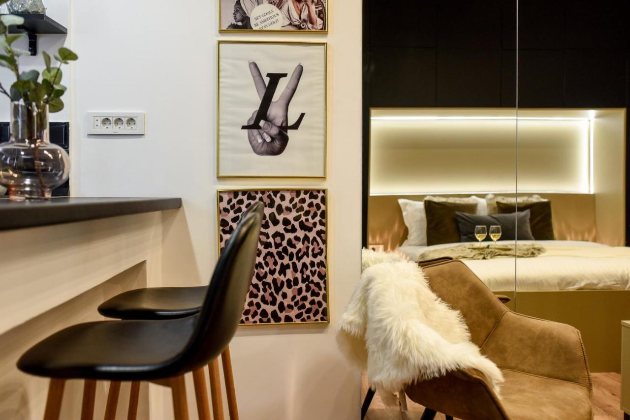 Calea Victoriei Modern Studio - Escape In The City Center Bucarest Extérieur photo